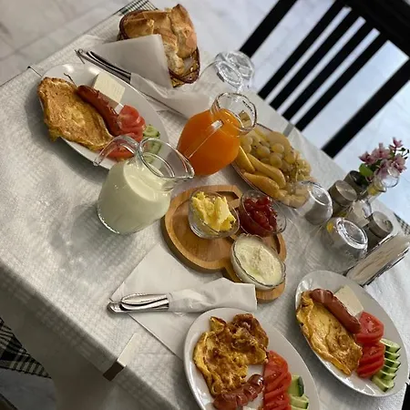 Cuci Bed & Breakfast