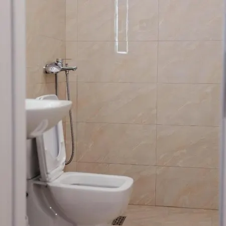 فندق مبيت وإفطار Cuci